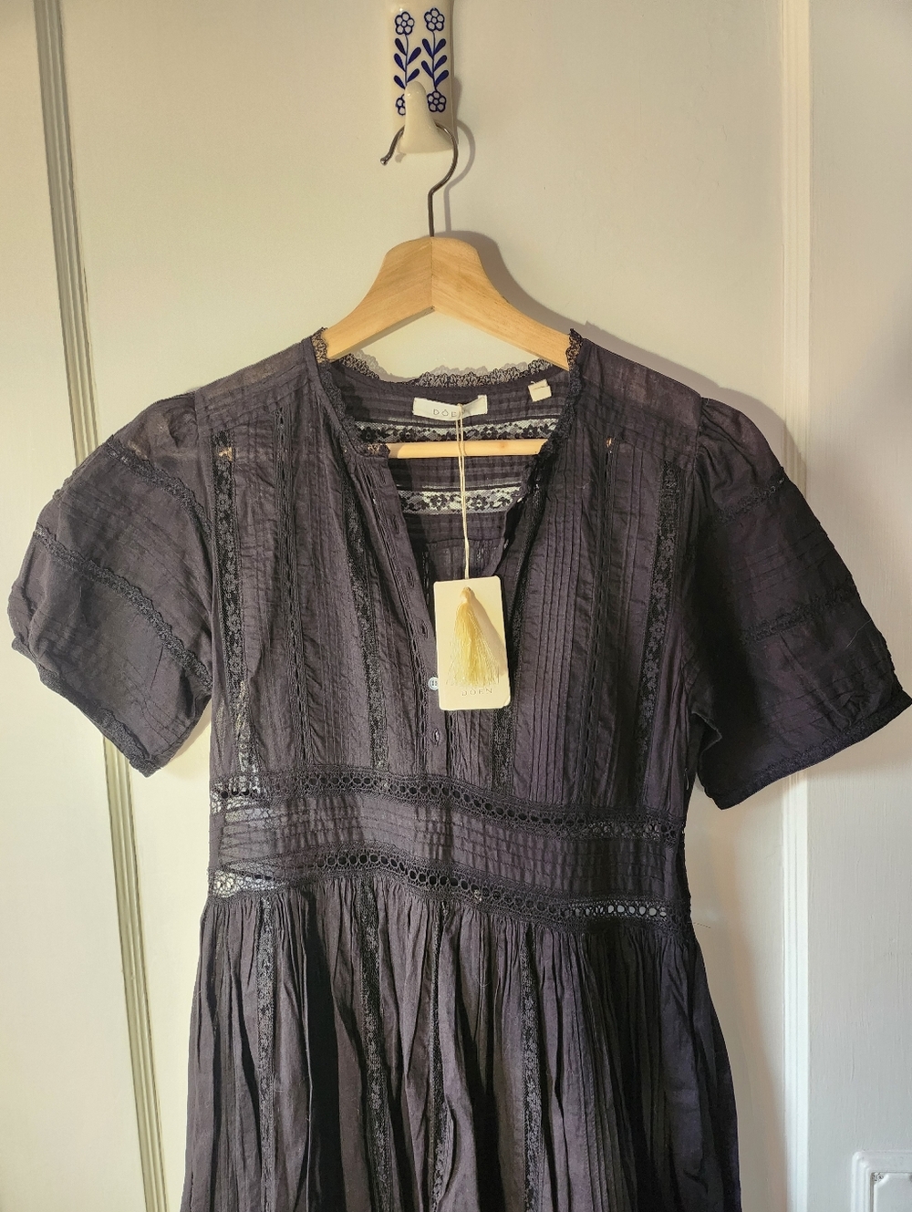 Doen Violet Black Midi Dress - Picture 7 of 12